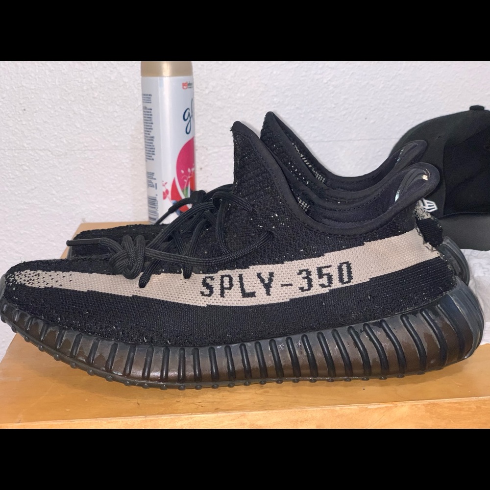 Yeezy Oreo size 10.5 Authentic *receipt* trades